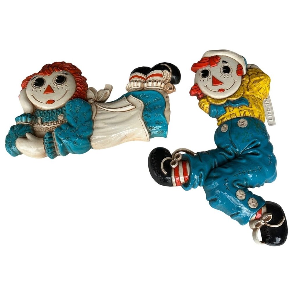 Set of 2 VTG 1977 The Bobbs-Merrill Co. Raggedy Ann & Raggedy Andy Wall Hangings